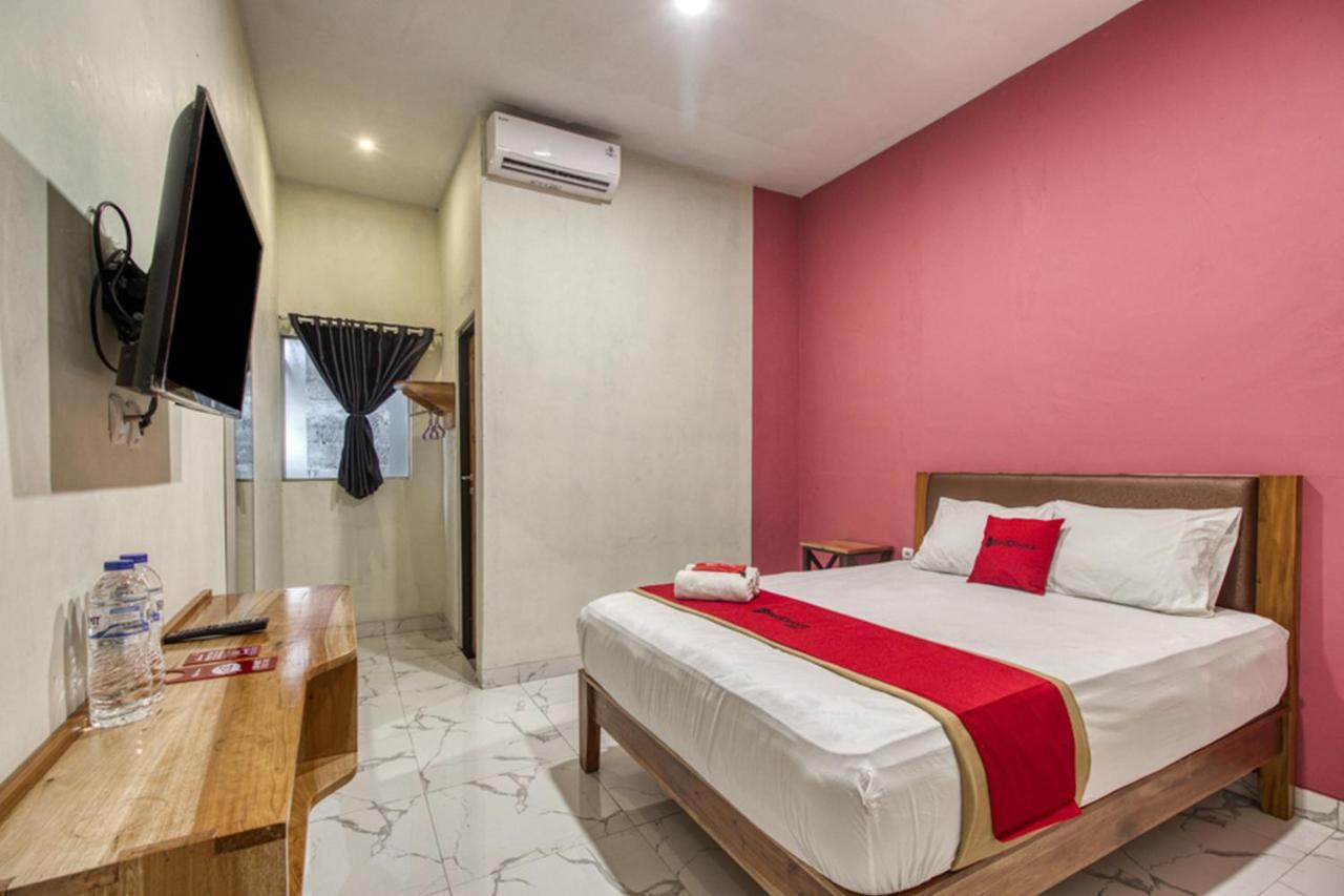 Reddoorz Plus @ Flory Hotel 日惹 外观 照片