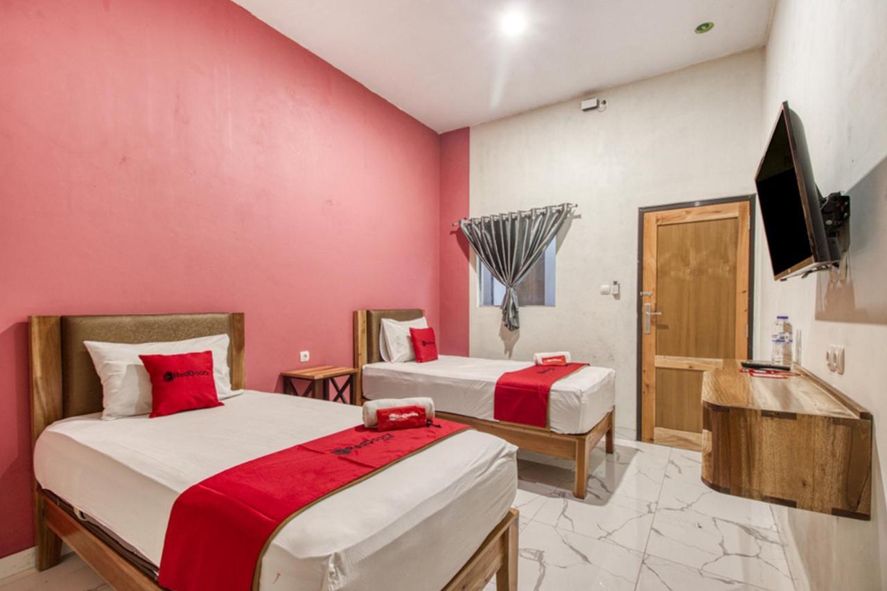 Reddoorz Plus @ Flory Hotel 日惹 外观 照片